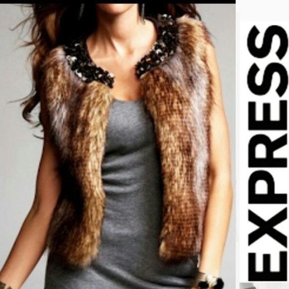 EXPRESS JEWELED 100% FAUX FUR VEST Express Vest M - Picture 1 of 10